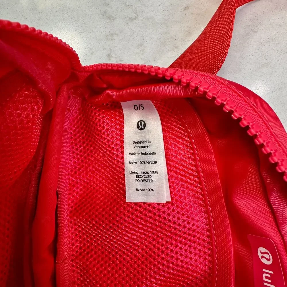 lululemon Everywhere Belt Bag 1L Lip Gloss Red Pink Nylon Fanny Pack Crossbody - Picture 5 of 14